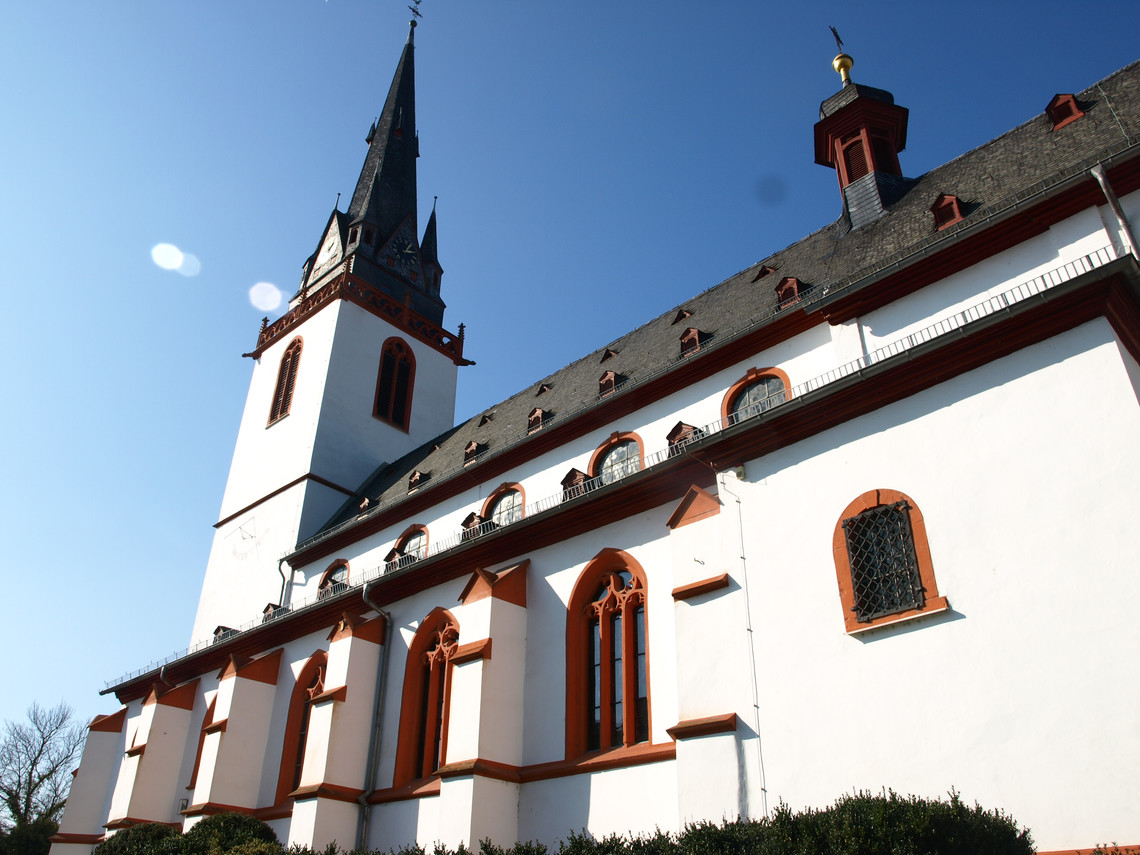 Die dreischiffige Hallenkirche St. Markus wurde im 15. Jht. im Stil der Nachgotik errichtet.